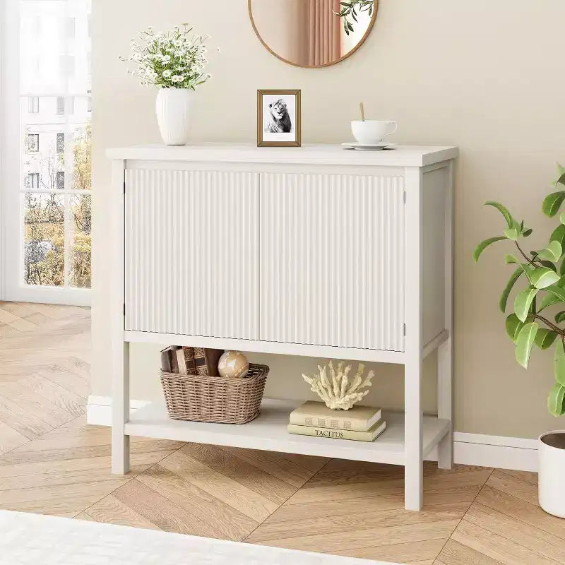 Schmale Sofatische mit Stauraum, Konsolentisch mit 2 Türen, modernes Sideboard mit Ablagefläche, Kaffeebar fürs Wohnzimmer oder Büro, Weiß