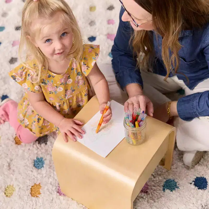 Silla cúbica multiusos de madera curvada para niños pequeños