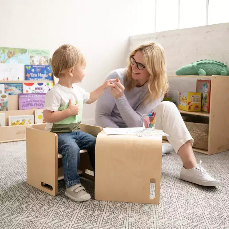 Silla cúbica multiusos de madera curvada para niños pequeños