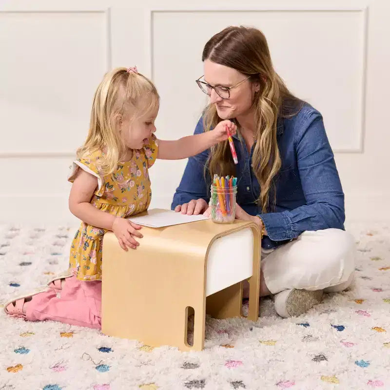 Silla cúbica multiusos de madera curvada para niños pequeños