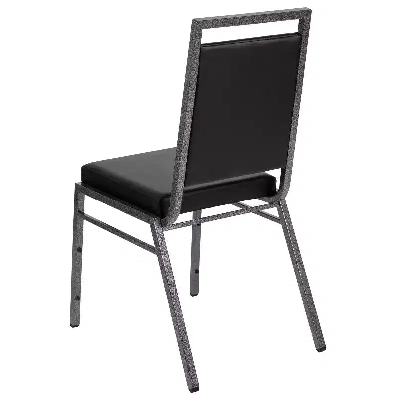 Stapelbarer Bankettstuhl mit eckiger Rückenlehne (Gestell mit silberner strukturierter Oberfläche)